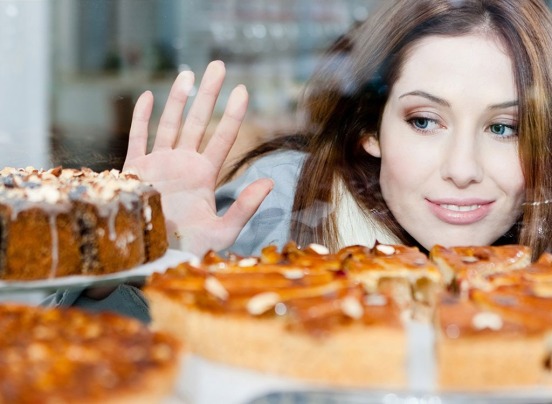 woman-dessert-sugar-cravings